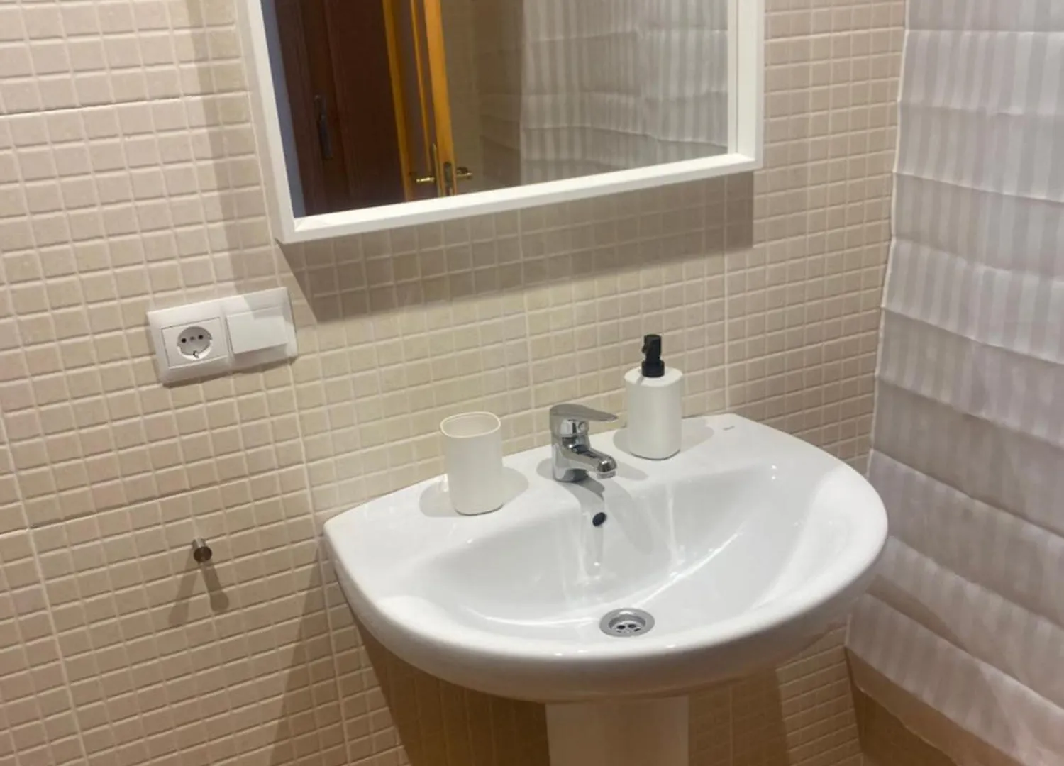 Nuevo Apartamento Nerja Con Parking Y A 300 Metros Playa